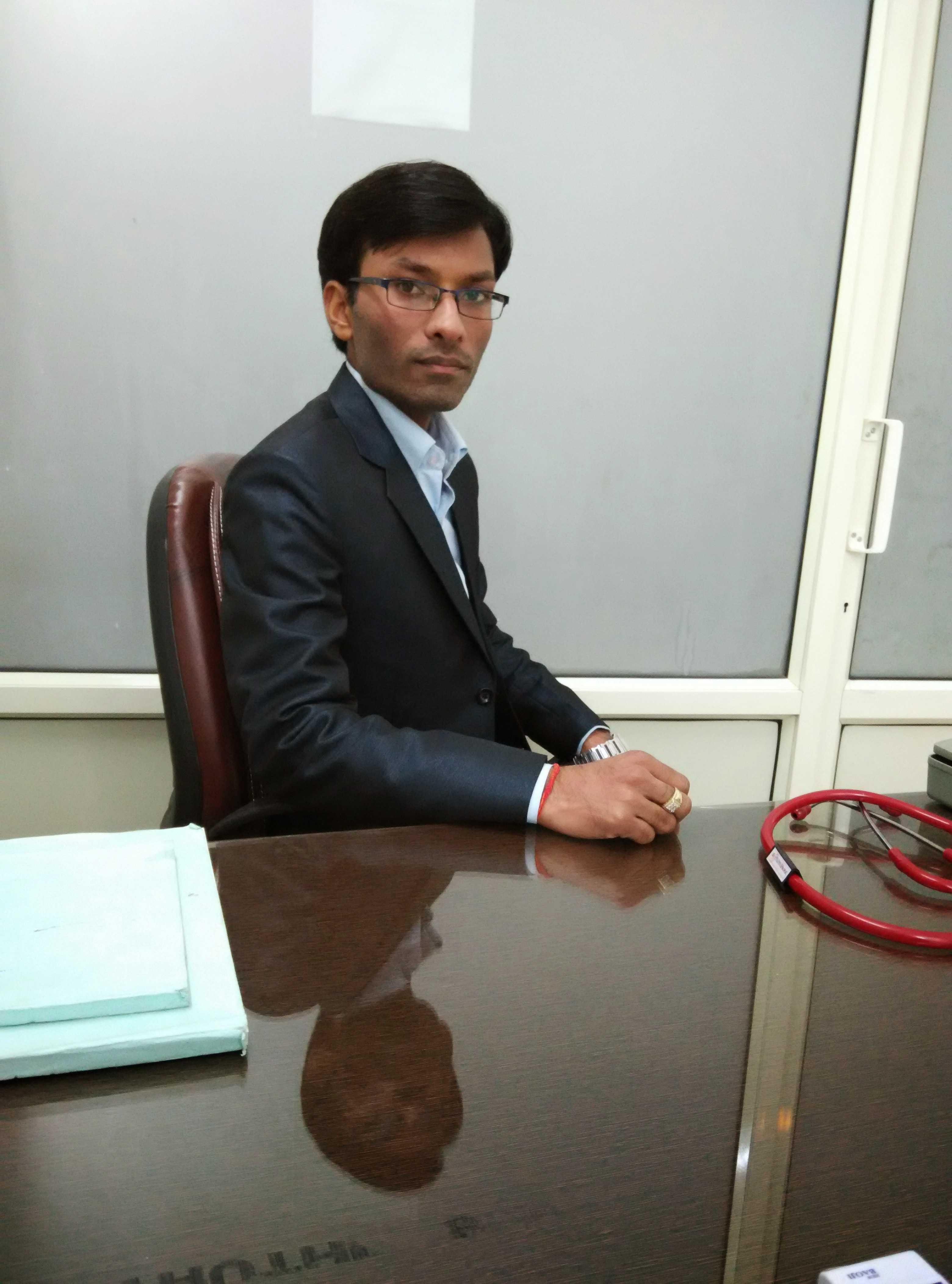 Dr.Pavan Kakkar