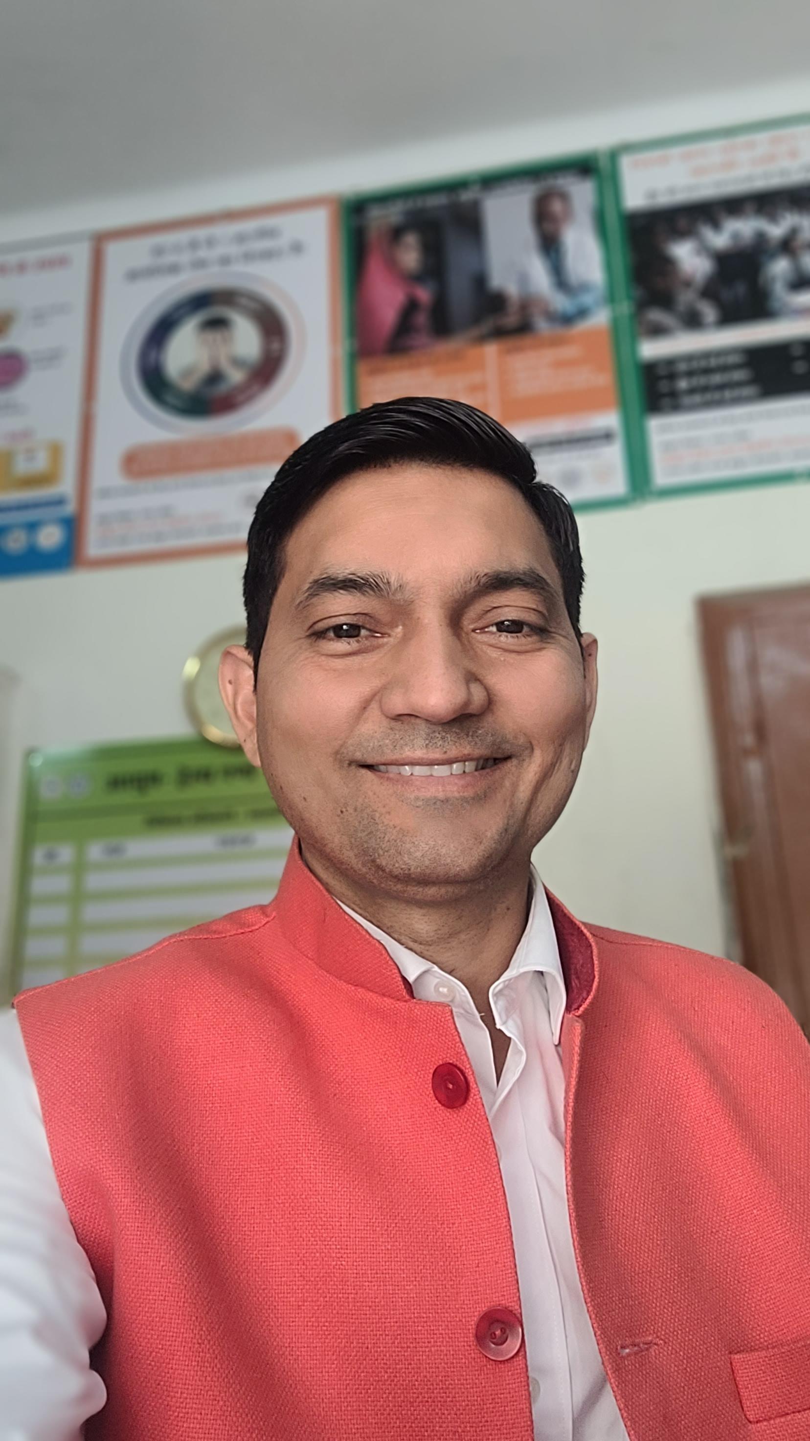 Dr. Vineet Kumar