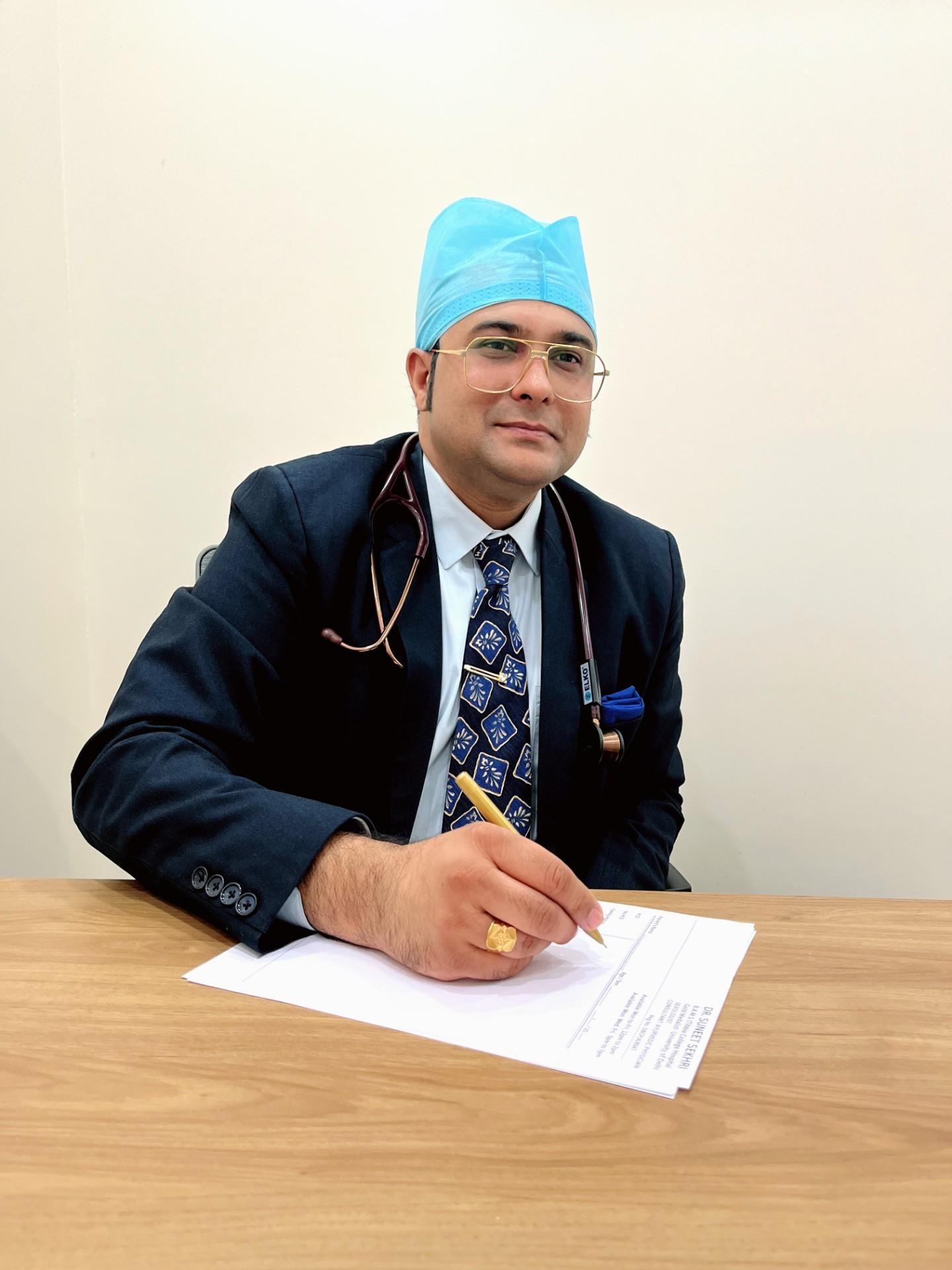 Dr. Suneet Sekhri