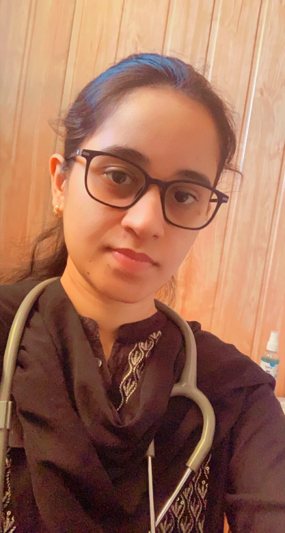 Dr. Simran Dingankar